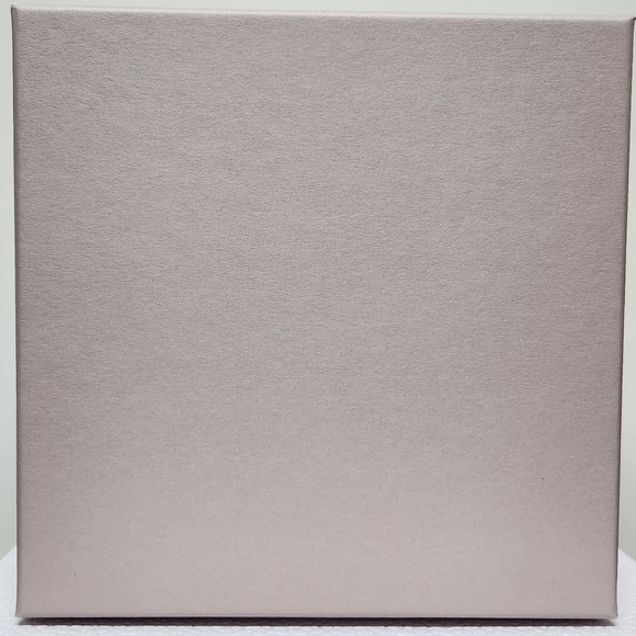 DIOR Gift Box - Picture 12 of 12